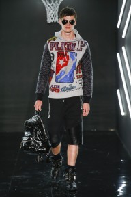 Look 15