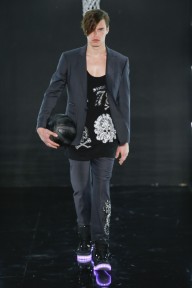 Look 18