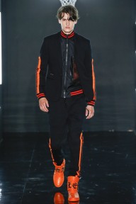 Look 24