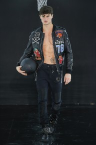 Look 47