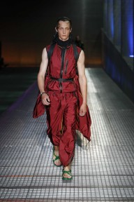Look 32