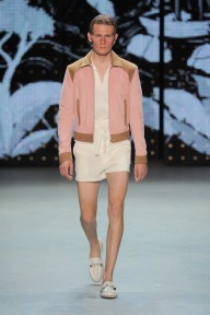 Look 32