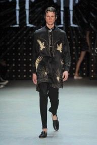 Look 25