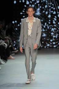 Look 14