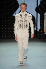 Look 11