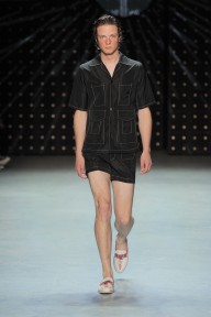 Look 10
