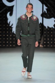 Look 4
