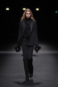 Look 44