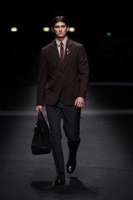 Look 7