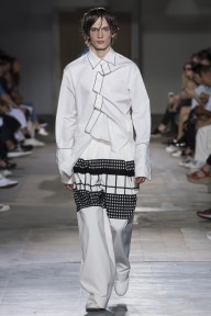 Look 11