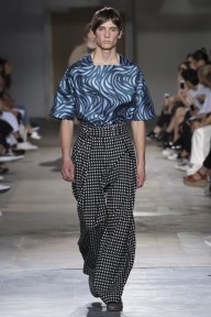 Look 3