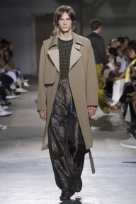 Look 4