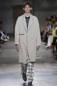 Look 19