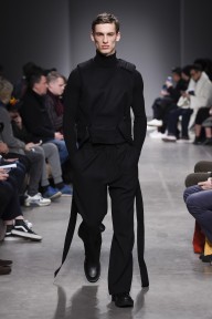 Look 3