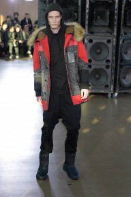 Look 10