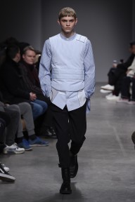 Look 15