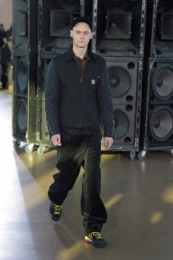 Look 16