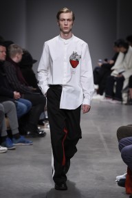 Look 25