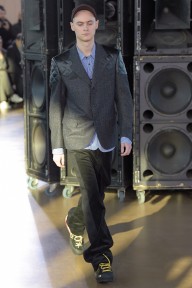 Look 28