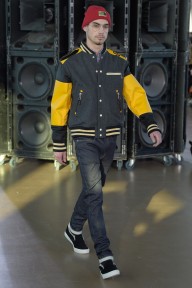 Look 7