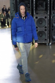Look 8