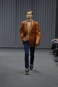 Look 29