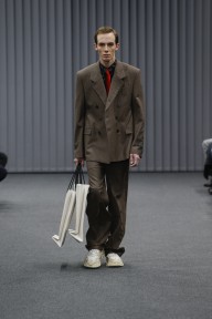 Look 13