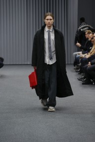 Look 12