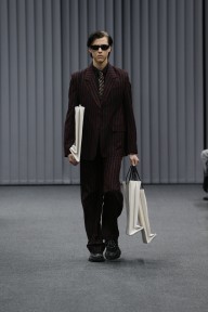 Look 10