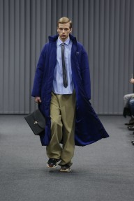 Look 3