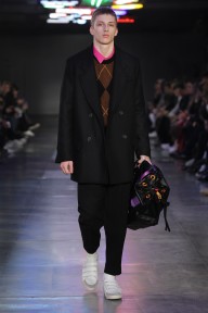 Look 28