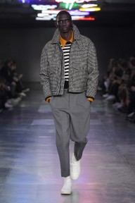 Look 25