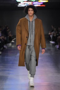 Look 7