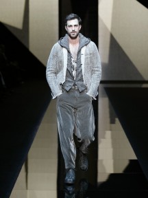 Look 15