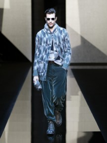 Look 19