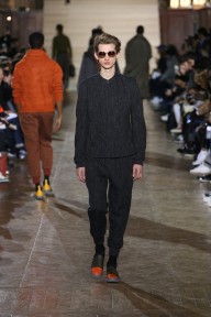 Look 10