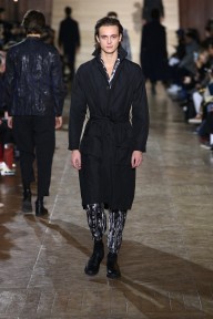 Look 18