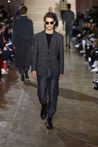 Look 32
