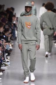 Look 10