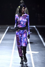 Look 15