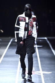 Look 17