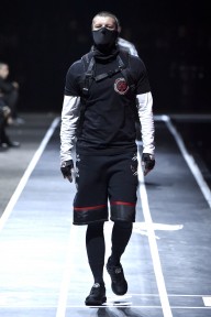 Look 19