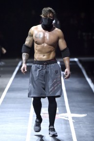 Look 29