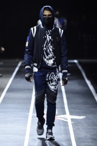 Look 75
