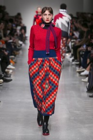 Look 10