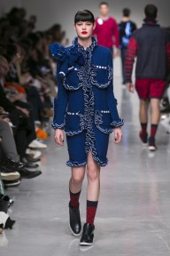 Look 15