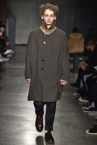 Look 10