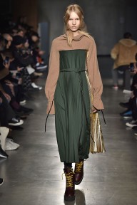 Look 29