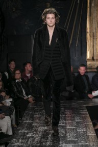 Look 1