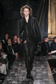 Look 3